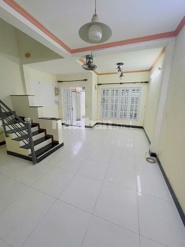 Nhà nguyên căn 5x 12 đúc lầu hẻm xe hơi lê đức thọ p15 gò vấp giá 10tr