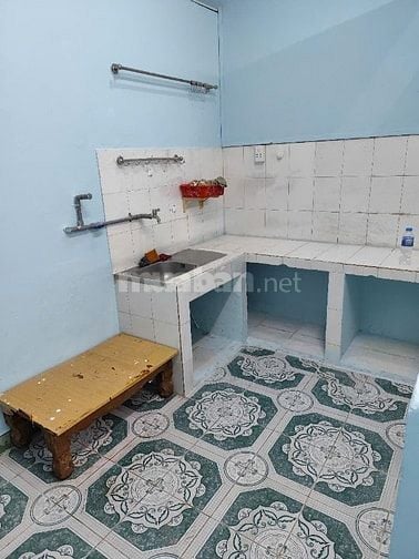 Cho thuê nhà trong hẻm 2PN, 1WC, 70m2, 3,5triệu/th tại Nguyễn Ái Quốc,
