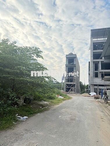 SIÊU PHẨM ĐẤT DỊCHVỤ TRẠM TRÔI-LÔ GÓCHAI MẶT 2OTO TRÁNH VỈAHÈ -GIÁ ĐẸP