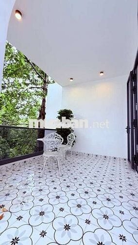 NHÀ SIÊU PHẨM - MẶT TIỀN KINH DOANH