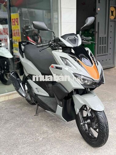 Honda Vario 160 CBS 2024 Xám cam Biển SG 9 chủ