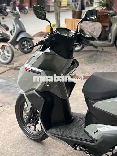Honda Vario 160 CBS 2024 Xám cam Biển SG 9 chủ