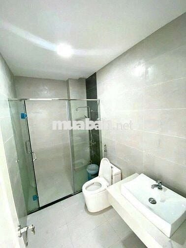 Mặt Tiền P.Đa Kao Q1 (4,5x20m) sạch đẹp , khu đường sầm uất