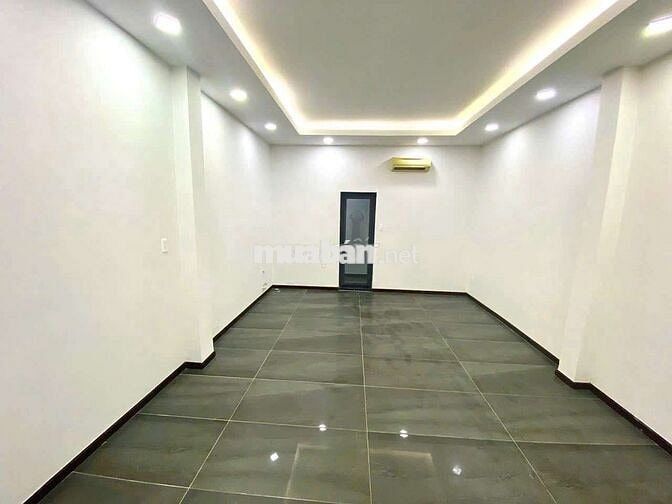 Mặt Tiền P.Đa Kao Q1 (4,5x20m) sạch đẹp , khu đường sầm uất