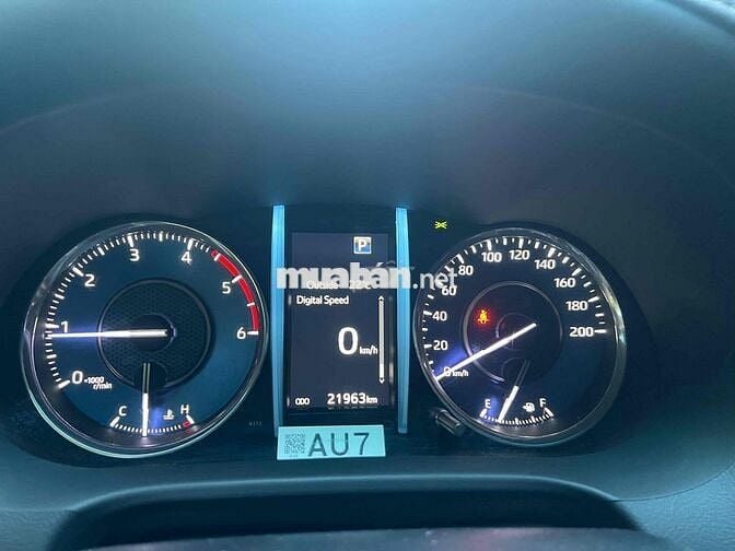 Toyota Fortuner 2024 2.4L 4x2 AT - 21000 km