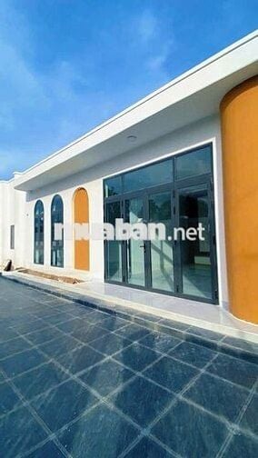 Bán Nhà biệt thự sân vườn ,sổ hồng riêng,pháp lý chuẩn chỉnh.