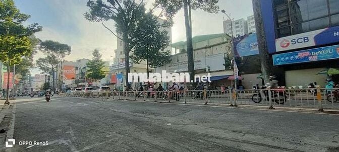 Mặt tiền Trần Hưng Đạo 15 x 32 trệt 3 lầu