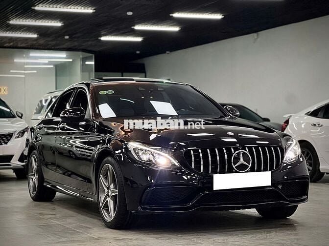 Mercedes Benz C300 AMG 2017 - 45,000 km siêu cọp.