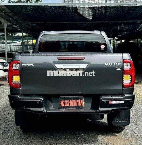 BÁN XE HILUX .XS2025AT .12NKM XE NHƯ MỚI