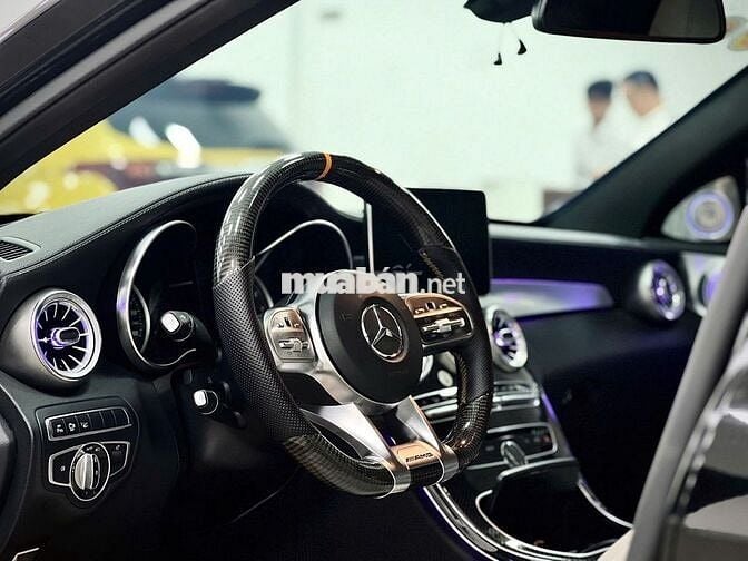 Mercedes Benz C300 AMG 2017 - 45,000 km siêu cọp.