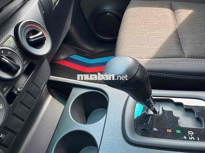 BÁN XE HILUX .XS2025AT .12NKM XE NHƯ MỚI