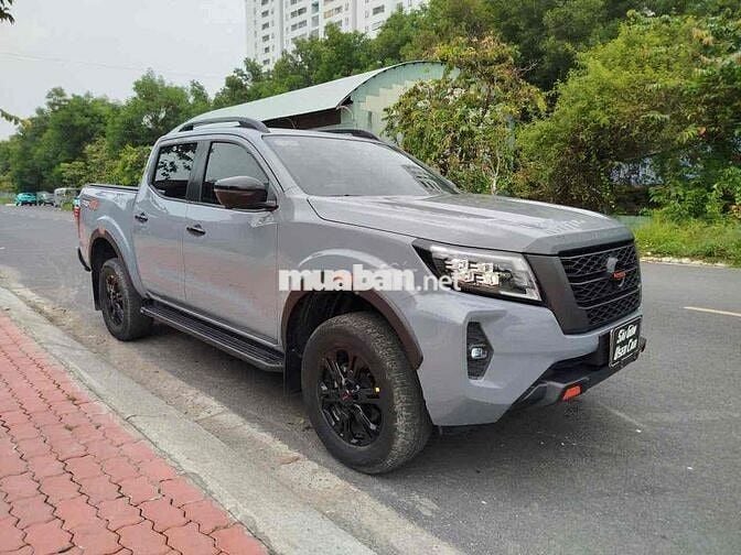 Nissan Navara Pro 4x dk 2023 siêu đẹp
