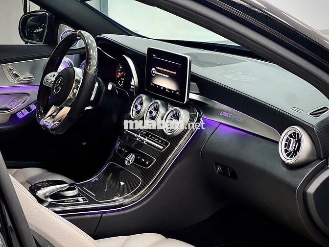 Mercedes Benz C300 AMG 2017 - 45,000 km siêu cọp.