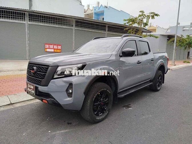 Nissan Navara Pro 4x dk 2023 siêu đẹp