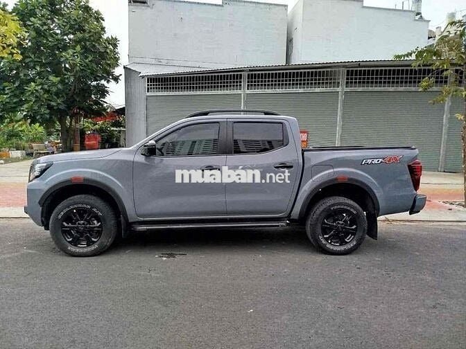 Nissan Navara Pro 4x dk 2023 siêu đẹp