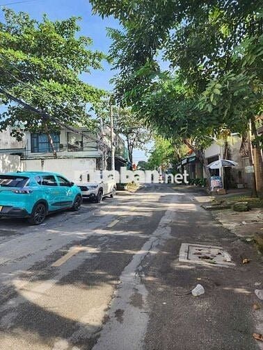 Chính chủ gủi bán lô đất gốc 2 mặt tiền thạnh lộc 16