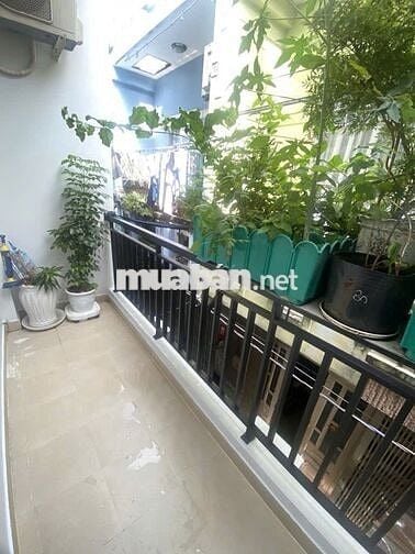 BÁN NHÀ ĐẸP PHÚ ĐỊNH P16 Q8 - HẺM XE HƠI - 2 TẦNG 2PN 2WC - NHỈNH 3 TỶ