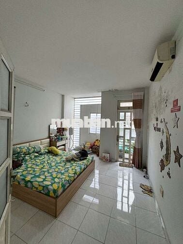 NHÀ 3 TẦNG ĐƯỜNG 5D GIÁP LÊ THÚC HOẠCH 4x14 HẺM 5M GIÁ 5,8TỶ TL