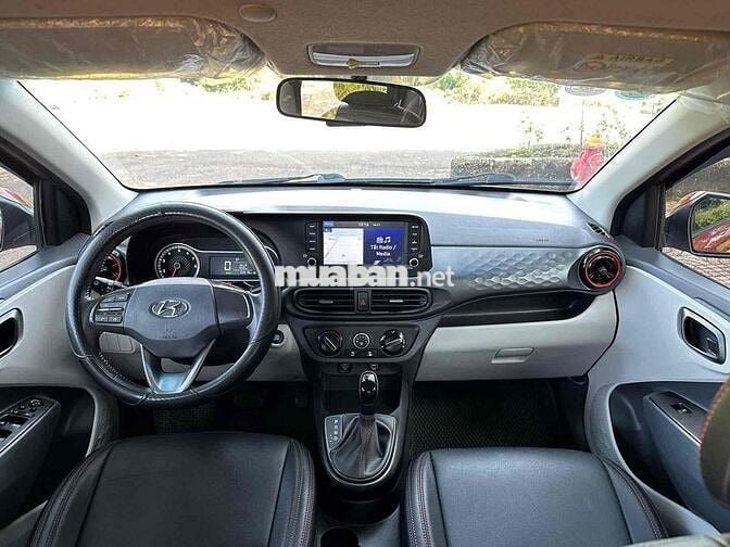 Hyundai Grand i10 2022 1.2 Sedan AT - 53000 km