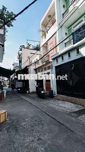 NHÀ 3 TẦNG ĐƯỜNG 5D GIÁP LÊ THÚC HOẠCH 4x14 HẺM 5M GIÁ 5,8TỶ TL