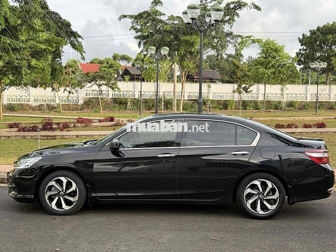 Honda Accord 2016 Đen