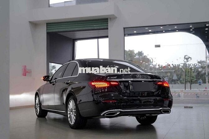 🔺 𝐌𝐄𝐑𝐂𝐄𝐃𝐄𝐒-𝐁𝐄𝐍𝐙 E200 EXCLUSIVE SẢN XUẤT 2021 LƯỚT