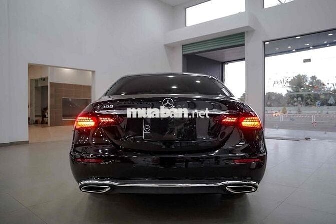 🔺 𝐌𝐄𝐑𝐂𝐄𝐃𝐄𝐒-𝐁𝐄𝐍𝐙 E200 EXCLUSIVE SẢN XUẤT 2021 LƯỚT