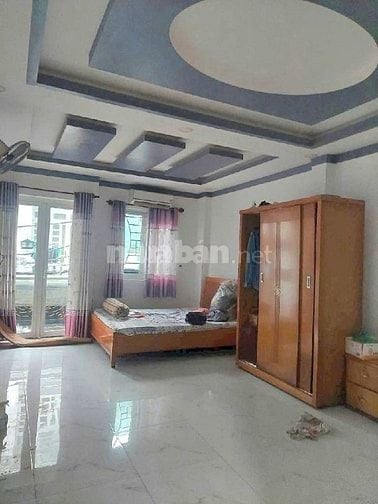 Nhà đẹp gần đường Kinh Dương Vương quận Bình Tân, 4 tầng, 68m2, 6,xtỷ