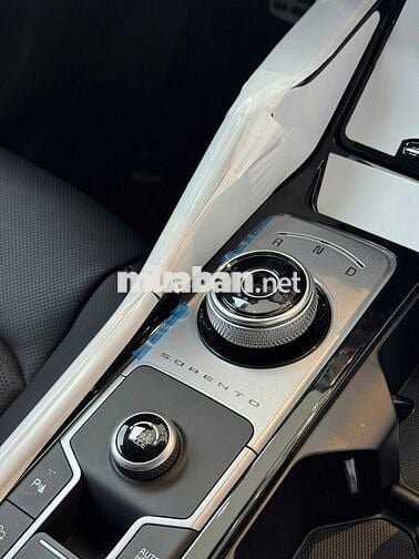 Kia Sorento Hybrid Ưu đãi Khủng
