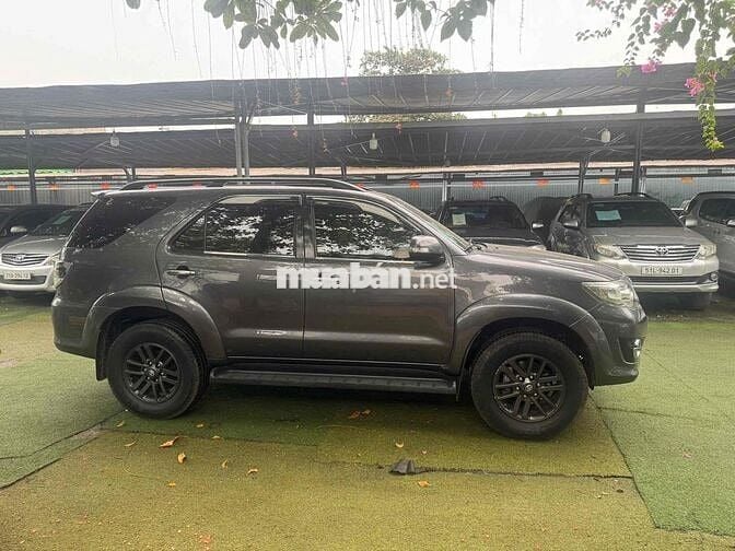 Toyota Fortuner 2016 2.7V 4X2 AT - 106000 km