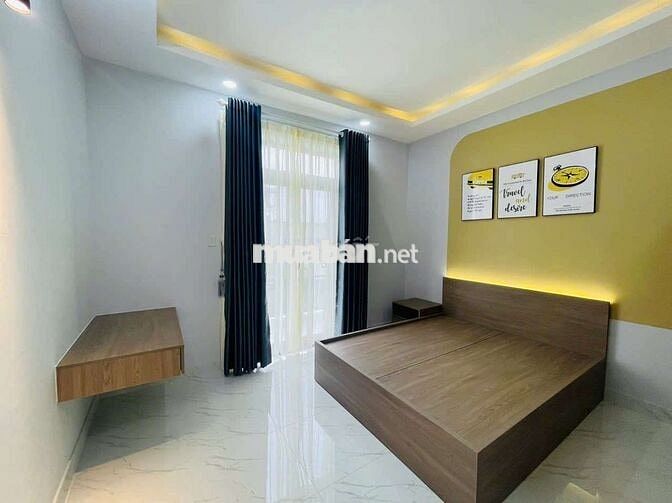 Bán nhà sổ hồng riêng ngay ngã tư ga quận 12 đường xe tải