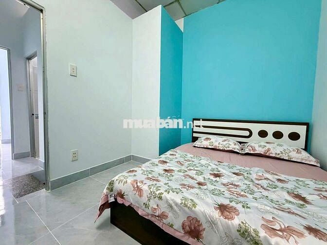 Bán nhà sổ hồng chung đất thổ cư xe hơi đầu cửa