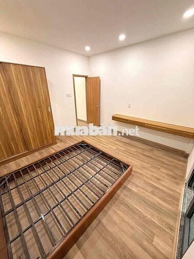 Cho thuê nhà nguyên căn Bạch Đằng