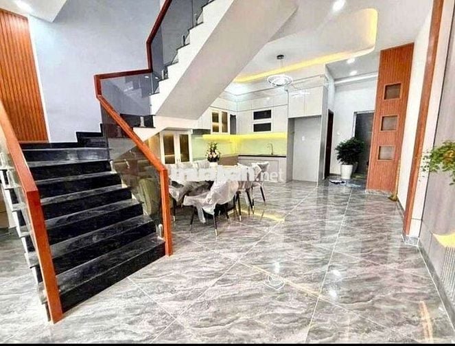 BÁN NHÀ SIÊU HIẾM, QUẬN 7, HUỲNH TẤN PHÁT, 3 TẦNG, 5X20, NHỈNH 6 TỶ