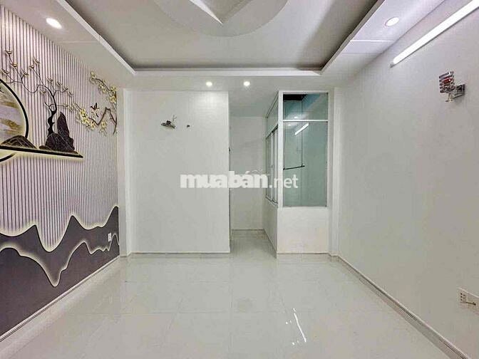 Đừơng số 6 , 56m2 , 4 tầng, shr ,6.2 tỷ Thương  lượng