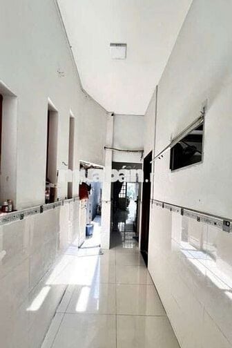 Xe hơi đậu trong nhà, Nguyễn Tư Giản 60m2, 4 tầng, giá 6.65 tỷ.