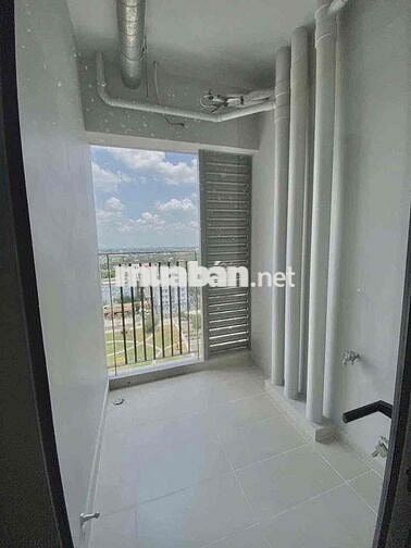 ⸻  🌇 Vinhomes Central Park – Căn hộ cho thuê  💛 2PN – không nội thất