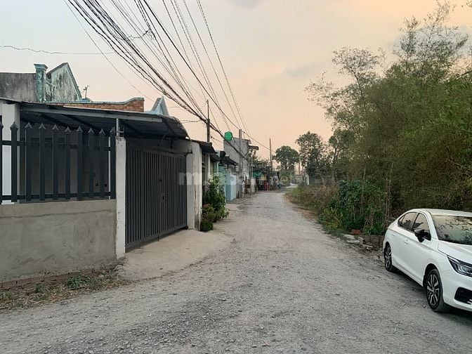 Bán nhà 171m2 đất ở toàn bộ, Đức Hoà Thượng, Đức Hoà, Long An. Căn góc