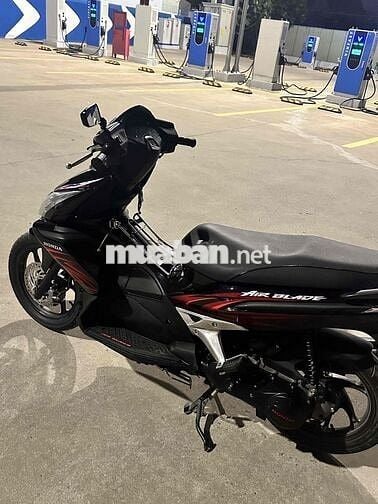 Ab Việt lên thái