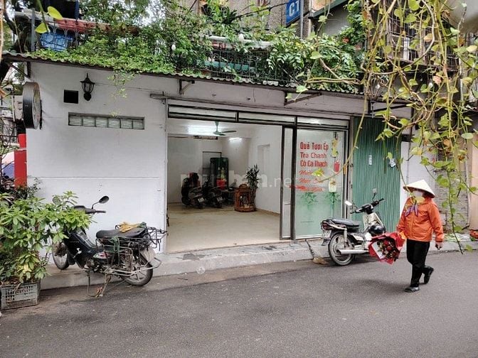 Chính chủ cho thuê nhà đầu hồi C1, khu tập thể Thanh Xuân Bắc, KD tốt