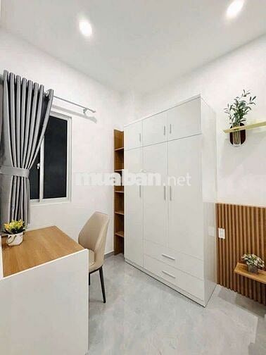 Hẻm xe tải, Phan Huy Ích, 63m, 5 tầng, 5pn, giá 6.7 tỷ