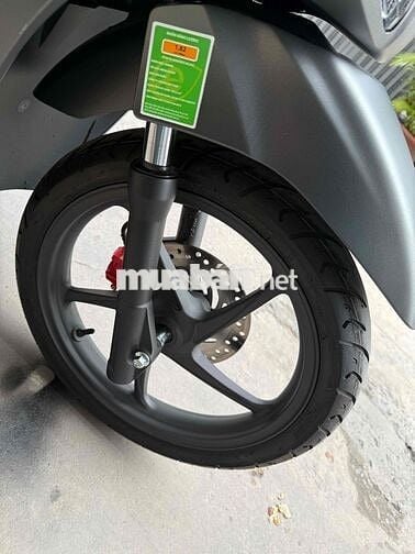 Honda Vision 2025 Xám 300km