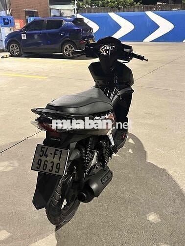 Ab Việt lên thái