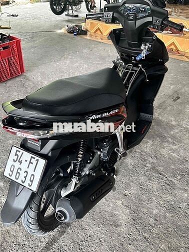 Ab Việt lên thái