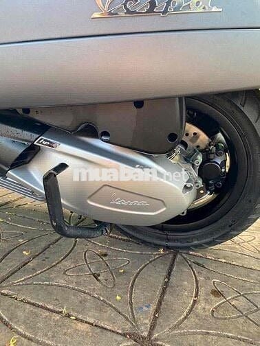 Piaggio Vespa Sei Giorni 2022 Xám 7000km