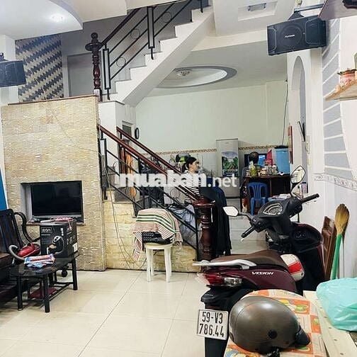 Xe hơi đậu trong nhà, Phan Huy  Ích, 60m2, 4 tầng, giá 6.75 tỷ.