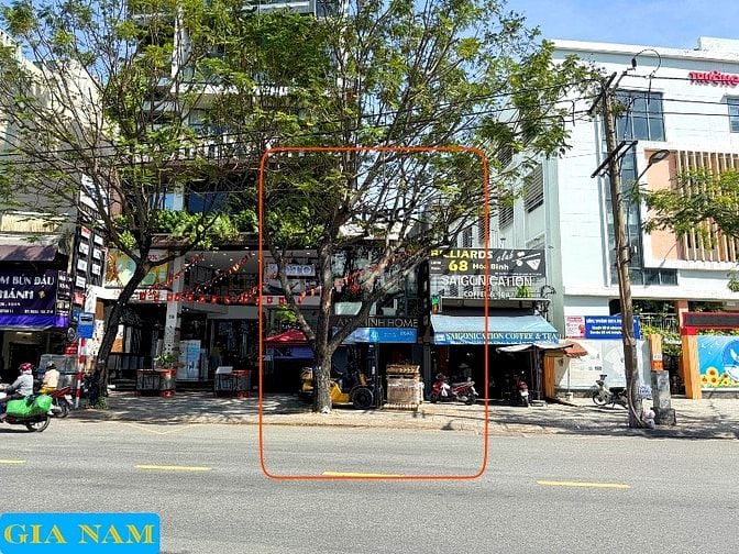 BÁN NHÀ MẶT TIỀN : 70 HÒA BÌNH - P. 5 - Q. 11 - TPHCM.