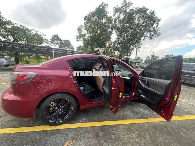 Mazda 3 2012 S 1.6 AT - 150000 km