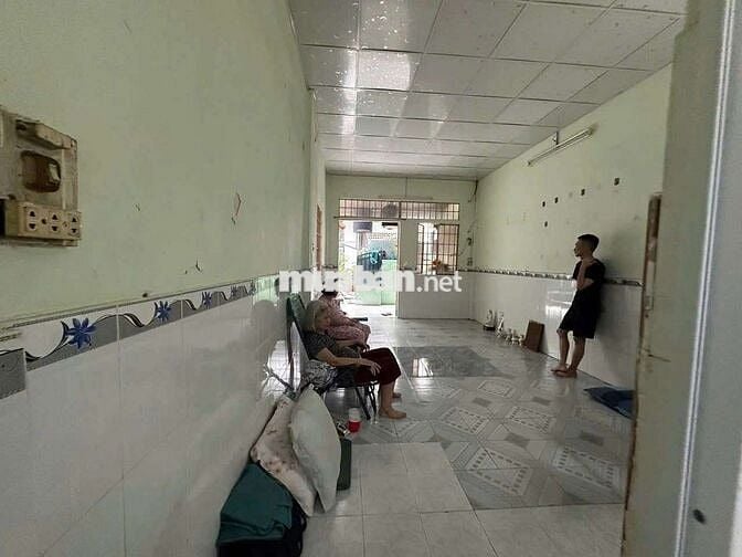 Cho thuê nhà hẻm xe hơi đường Lê Quang Định