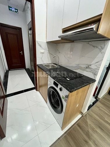 BÁN TÒA NHÀ MỚI ĐẸP , THANG MÁY Ở THỊNH QUANG - ĐỐNG ĐA, DÒNG TIỀN 50T